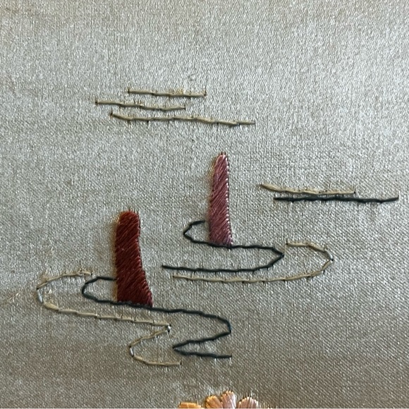 Asian Silk Embroidered Framed Art Ornate, Decor, Birds, Flowers, Spring - Picture 5 of 9